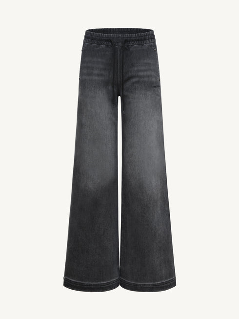 Minimal Straight-Leg Jeans